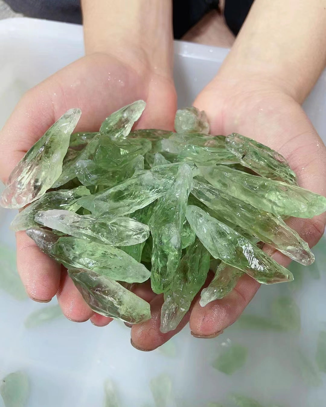Natural Quartz Stone Raw Green Crystal