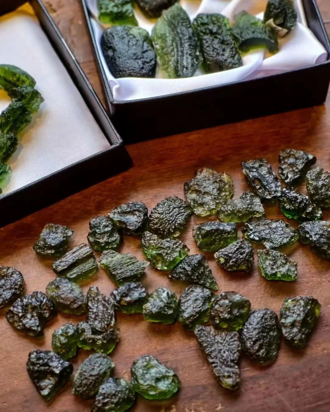 raw crystal moldavite